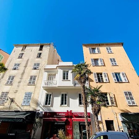 Les Suites R Bonaparte - Appartements De Standing Au Coeur De La Vieille Ville Pietonne Ajaccio  Ngoại thất bức ảnh