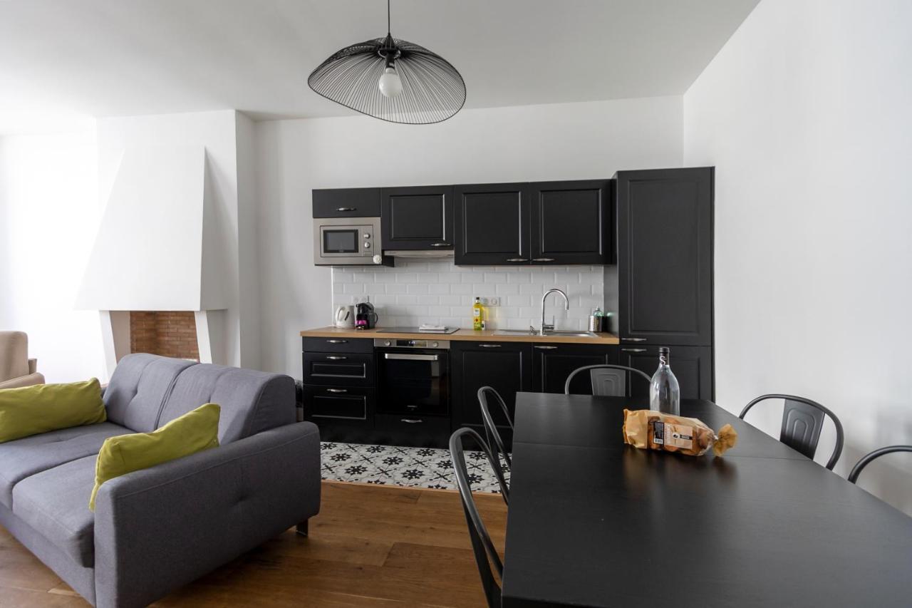 Les Suites R Bonaparte - Appartements De Standing Au Coeur De La Vieille Ville Pietonne Ajaccio  Ngoại thất bức ảnh