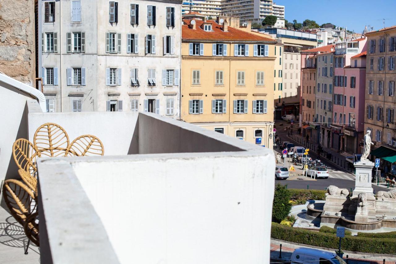 Les Suites R Bonaparte - Appartements De Standing Au Coeur De La Vieille Ville Pietonne Ajaccio  Ngoại thất bức ảnh