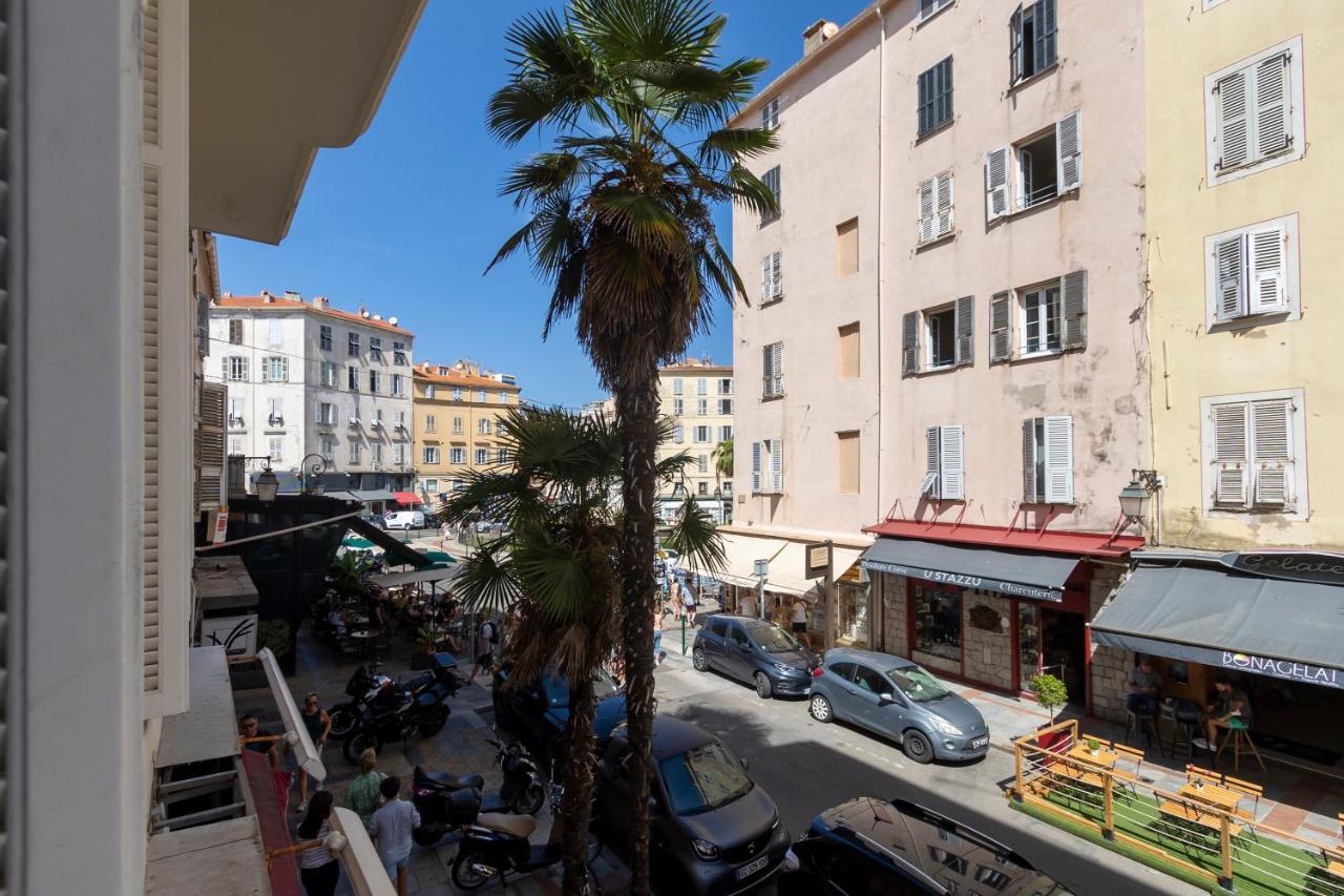 Les Suites R Bonaparte - Appartements De Standing Au Coeur De La Vieille Ville Pietonne Ajaccio  Ngoại thất bức ảnh