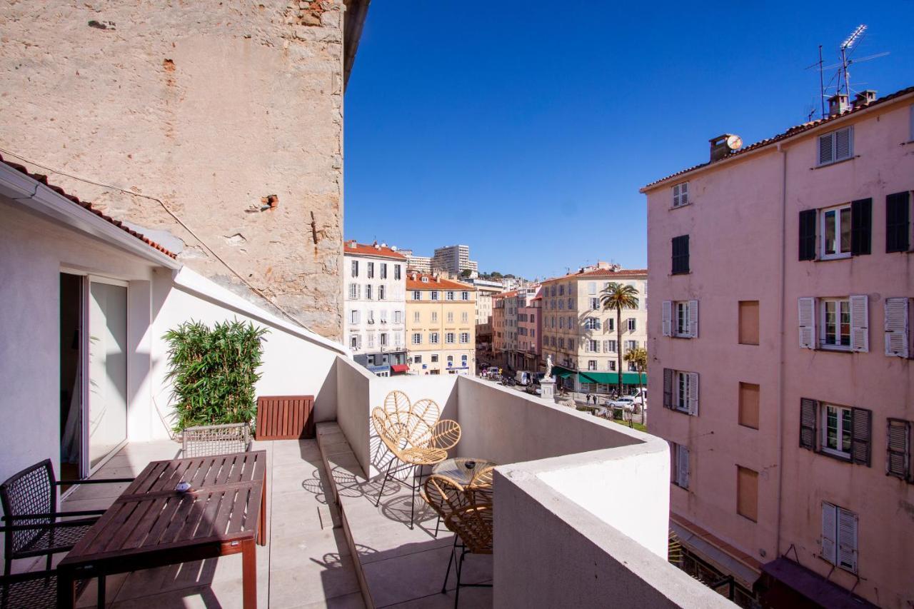 Les Suites R Bonaparte - Appartements De Standing Au Coeur De La Vieille Ville Pietonne Ajaccio  Ngoại thất bức ảnh