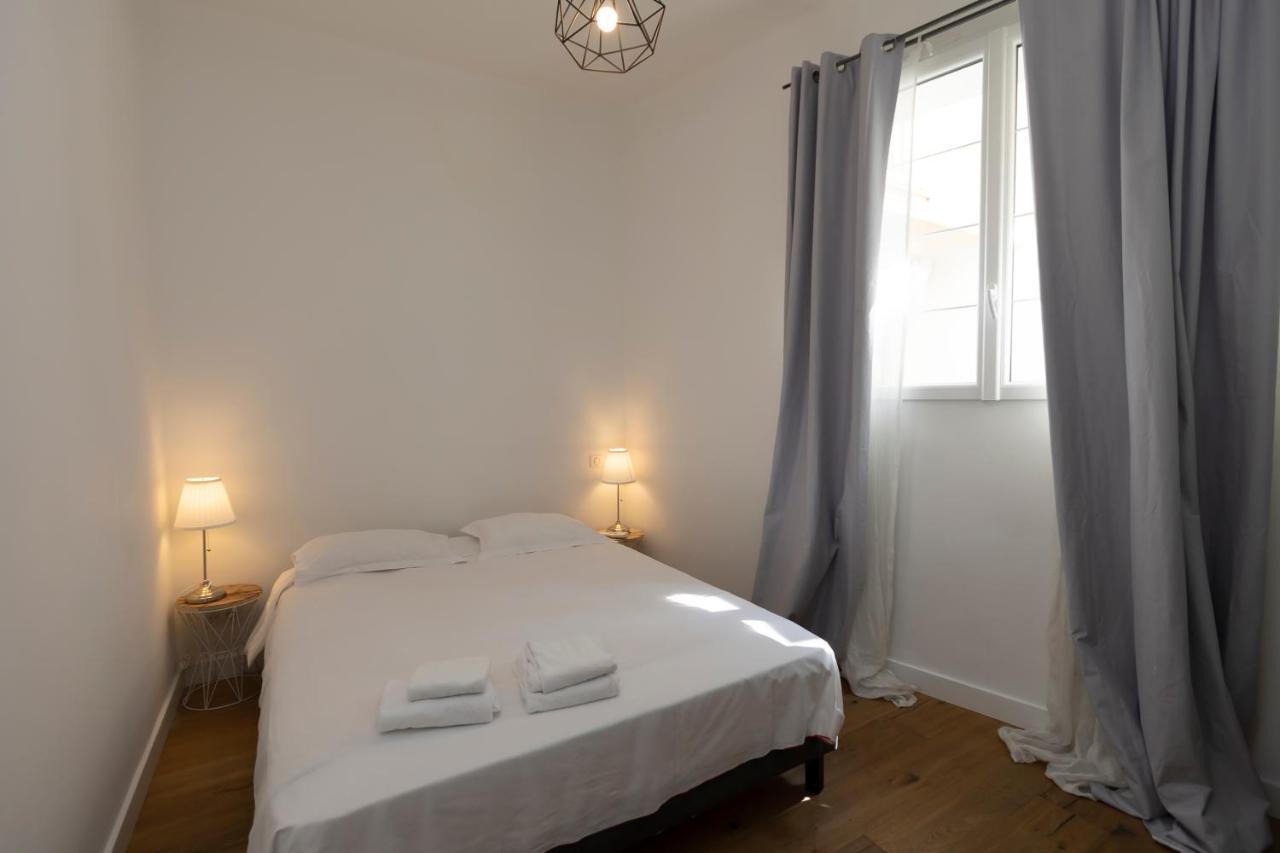 Les Suites R Bonaparte - Appartements De Standing Au Coeur De La Vieille Ville Pietonne Ajaccio  Ngoại thất bức ảnh
