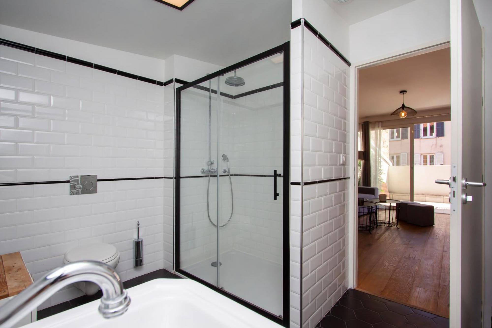 Les Suites R Bonaparte - Appartements De Standing Au Coeur De La Vieille Ville Pietonne Ajaccio  Ngoại thất bức ảnh