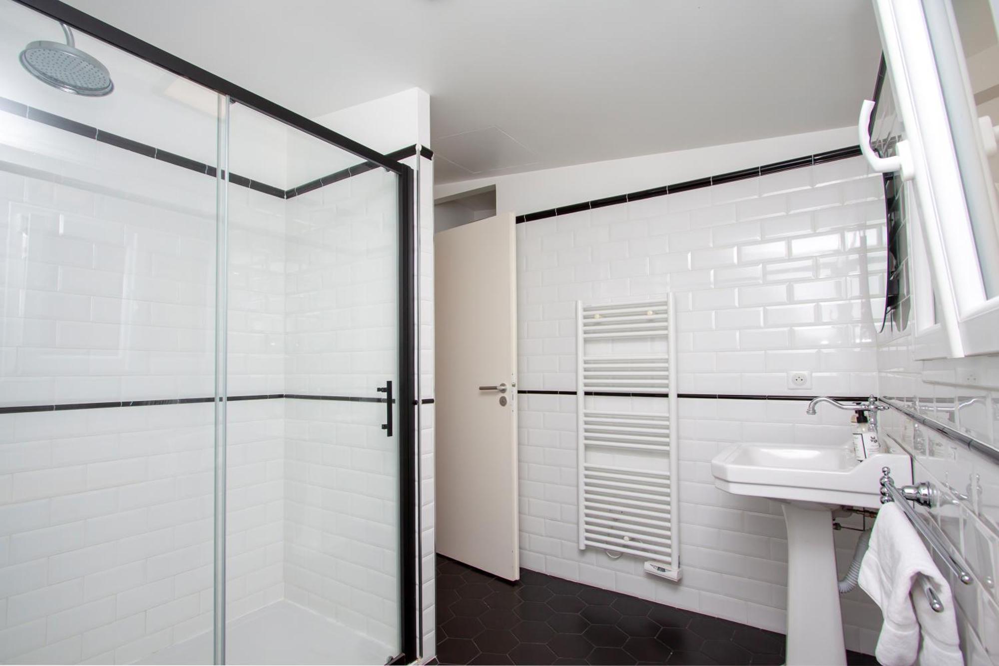 Les Suites R Bonaparte - Appartements De Standing Au Coeur De La Vieille Ville Pietonne Ajaccio  Phòng bức ảnh
